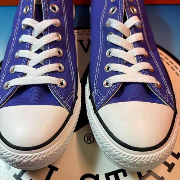 Converse Men's Chuck Taylor Low Top 'Periwinkle' - Picture 5 of 8
